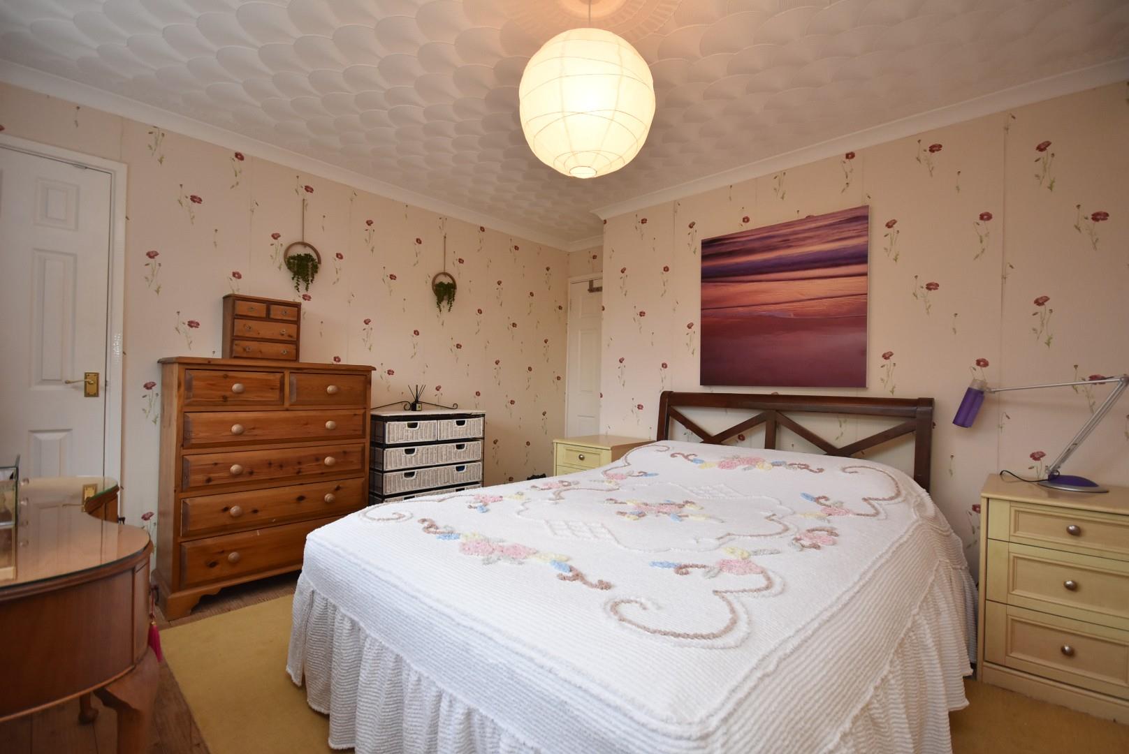 6 Rowan Close, Penarth, CF64 5BU